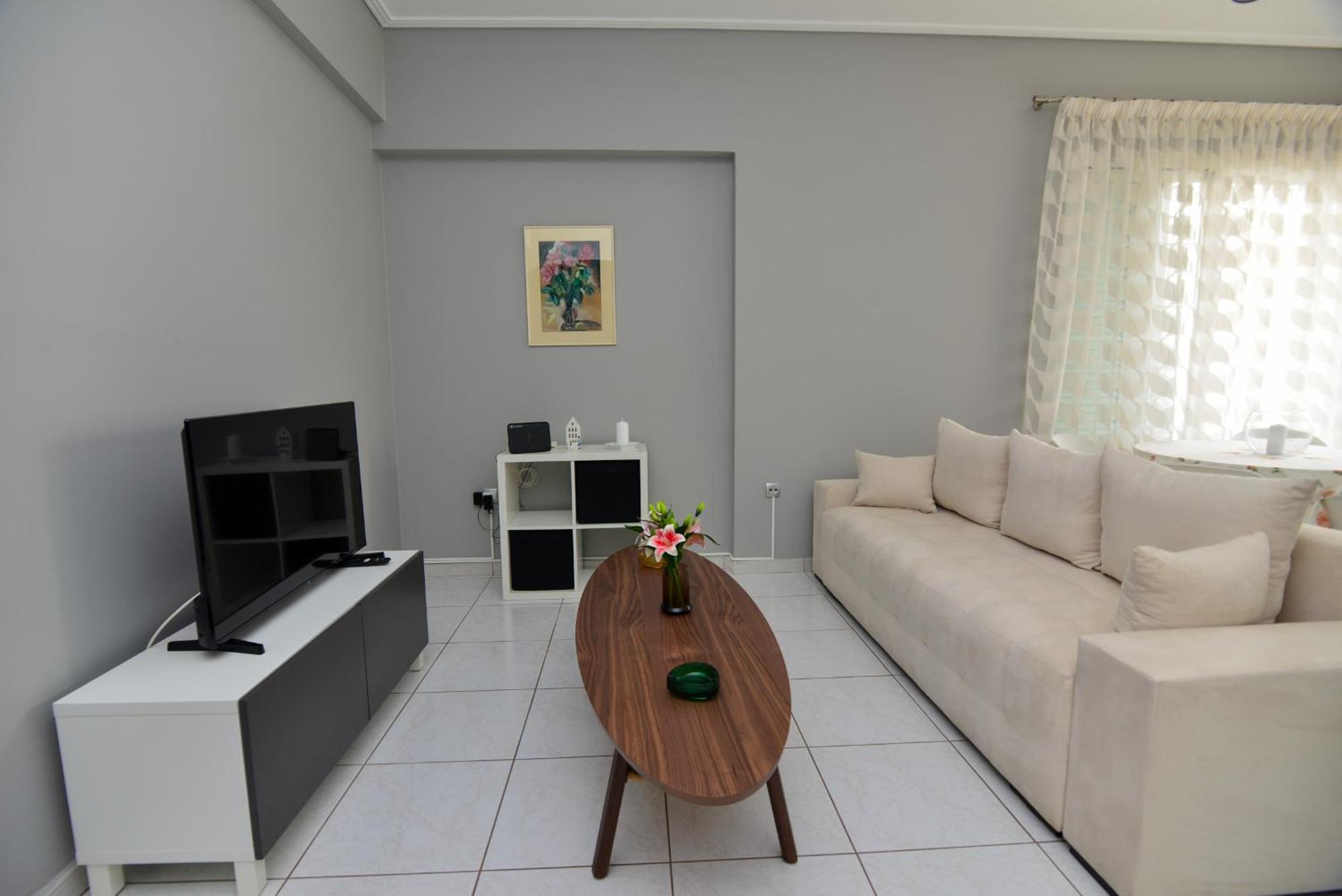 Athenian Riviera Front 2 Minutes From Tram Stop Apartment *