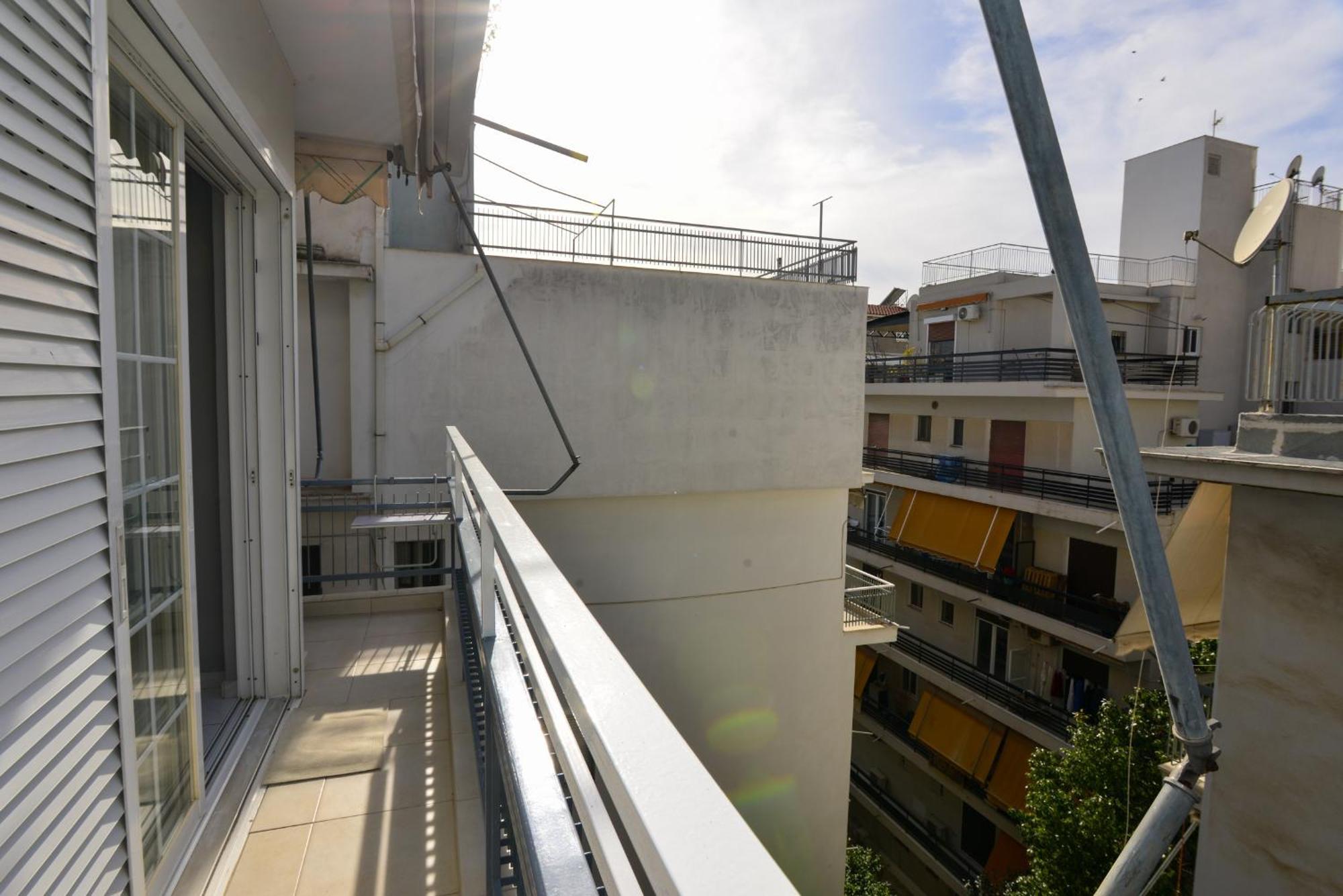 Athenian Riviera Front 2 Minutes From Tram Stop *
